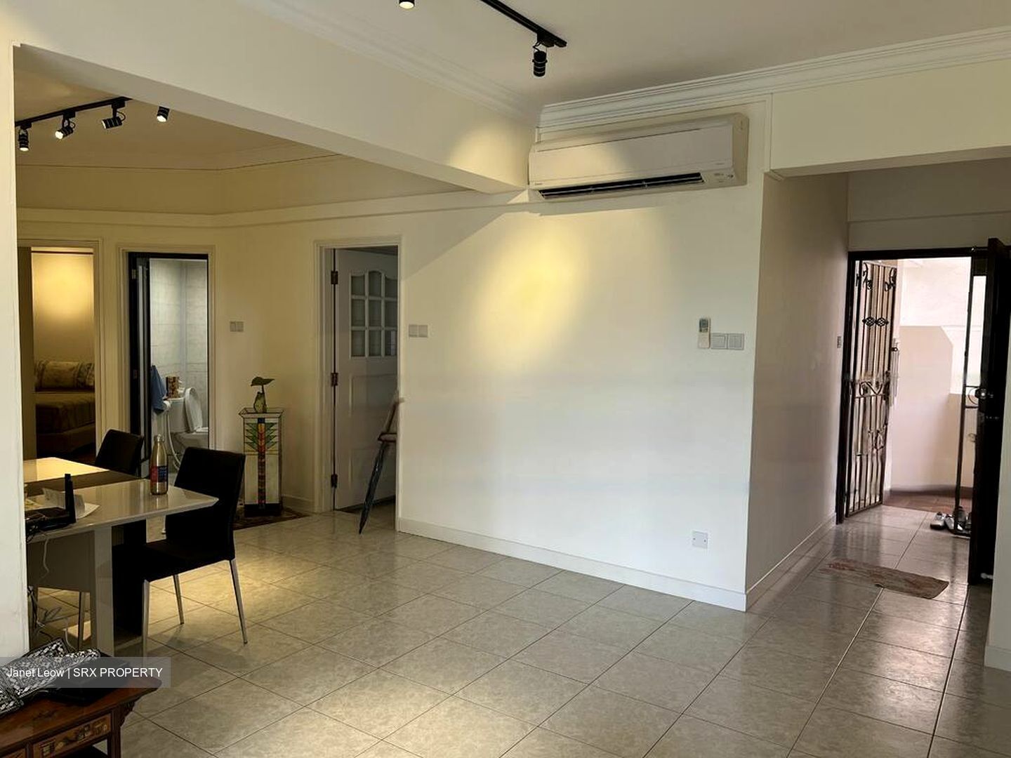 West Bay Condominium (D5), Condominium #554544571
